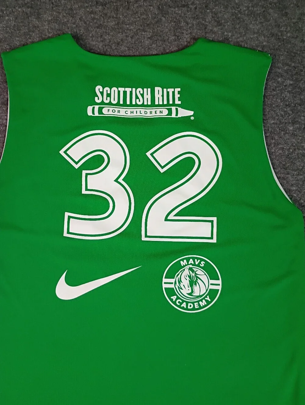 Nike Dallas Mavericks Academy Reversible Basketball Jersey Youth L Green White32